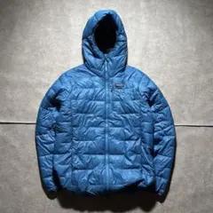 て*ら様 Patagonia マクロパフフーディー ライトブルー M パタゴニアが真冬にぴったりな保温性抜群の「マクロ・パフ・フーディ