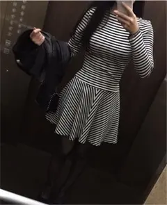 ボーダーフィット&フレアワンピース