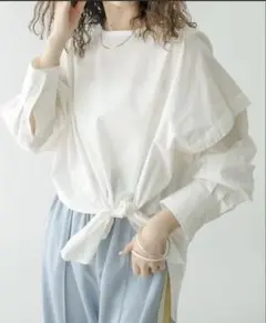 【美品】mystic ミスティックウエストリボンシャツ　ホワイト　ブラウス