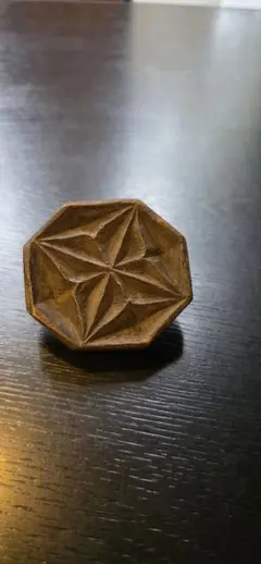 タイ・骨董】宋胡録（スンコロク）白釉斑紋 小壺（1301年~1600年