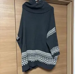 ニットポンチョ