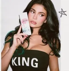 ★a decade★King Kylie Matte Lip Kit★カイリーのサムネイル