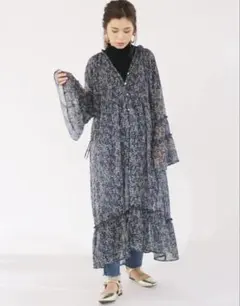 ungrid フレアスリーブシフォンマキシワンピース