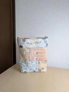 パッチワーク風 チェーンハンドルポーチ