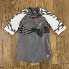 salomon ハーフジップ トップ Sサイズ グレー