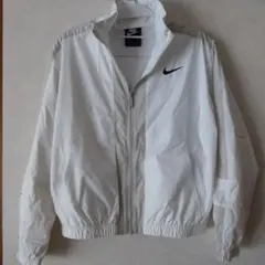 Nike ホワイト ジップアップジャケット S