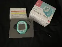 【美品】たまごっちスマート ミントグリーン　箱・付属品完備　保護フィルム付き