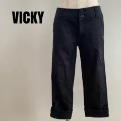 VICKY ビッキー　ブラック クロップドパンツ　七分丈　すそデザイン　黒