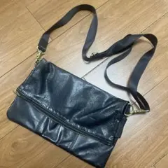 メンズ サコッシュ ブラック／ショルダーバッグ／軽量 合成皮革×ナイロン 黒