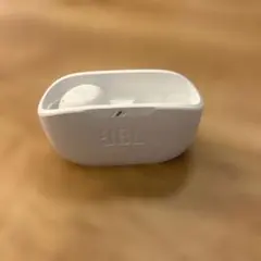 JBL 完全ワイヤレスイヤホン　左だけ　左耳のみのサムネイル