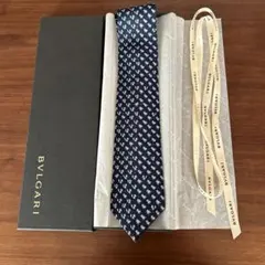 BVLGARI ブルガリ ネクタイ 総柄 箱付き ブルガリ ネクタイ 総柄 水色 セッテピエゲ シルク100% - メルカリ