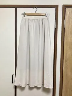 GU フレアスカート　アイボリー