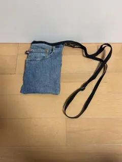 Item thumbnail for item 6b2c8928-6d3c-494c-973d-7e0f5efe7c2d