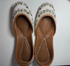 Item thumbnail for item 7d0e2725-2abf-4e2a-9e51-91cb2c72b71f