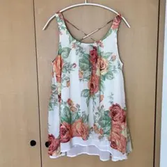 ★新品　未使用★ INGNI ノースリーブ　タンクトップ　Mサイズ