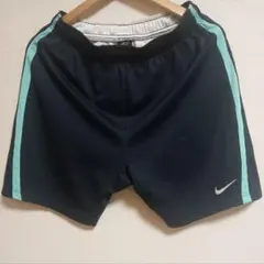 Nike ネイビー ミント ショートパンツ M