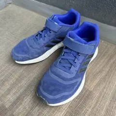 adidas ネイビー スニーカー　23㎝