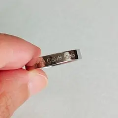 未使用 カルバンクライン 指輪 ロゴリング シルバー色 22号