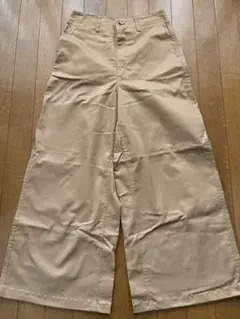 GU ジーユー　ワイドパンツ　パンツ　ガウチョ　ベージュ　★新品未使用