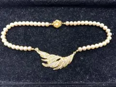 パール 羽根モチーフ デザインネックレス