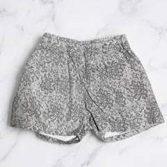 BeBe レース柄　ショートパンツ　120 グレー系
