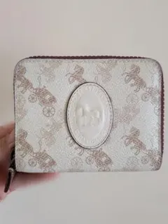 COACH ホースアンドキャリッジ 二つ折り財布のサムネイル