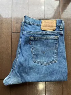 Levi