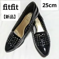 新品✨️フィットフィット　パンプニーカー　パンチング　夏　黒　エナメル　通勤