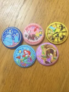 ディズニー　刺繍　缶バッチ　5種