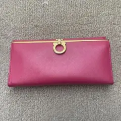 値下げ フェラガモ 4633 CALF/AGATA ROSA 長財布 レディース - メルカリ