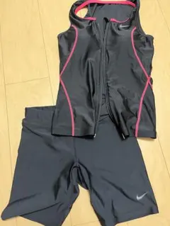 NIKE セパレート水着のサムネイル