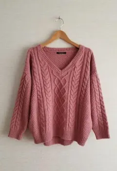 INGNIケーブル編みVネックセーター☆ニットセーター☆おしゃれ☆大人気☆送料込