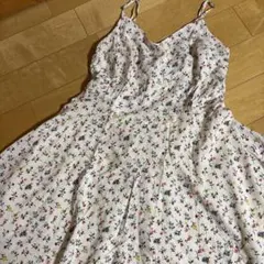 美品GAP花柄キャミワンピース