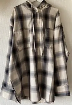 【Mサイズ】coca フード付きチェックシャツ　アイボリー