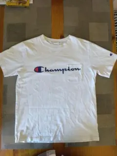Champion ホワイト Tシャツ ポケット付き