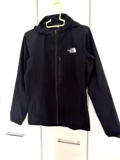 THE NORTH FACE ブラックフード付き