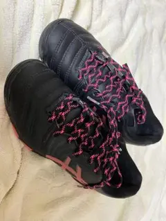 アシックスasicsサッカーシューズ女児21cm黒ピンク系　匿名配送