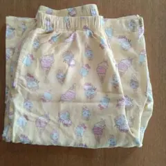 ユニクロ　ちいかわ　リラコ　うさぎ　キティ　１４０　キッズ