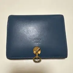 FENDI 二つ折り財布 青 レザーのサムネイル