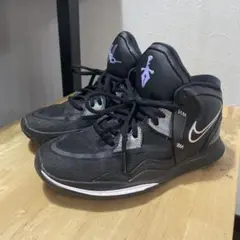 ナイキ Nike KYRIE INFINITY (GS) 23cm バッシュのサムネイル