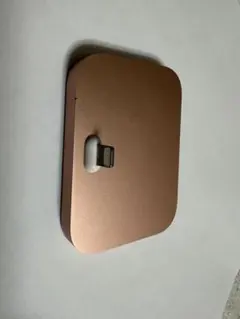 iPhone Lightningスタンド充電器　Apple純正品一箇所傷あり