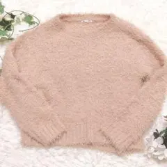 【GU】美品 Mサイズ ピンク ふわふわ シャギーニット プルオーバー セーター