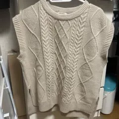COLZA ベージュ ケーブルニット Sサイズ ノースリーブ
