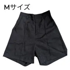 【美品】　ショートパンツ　Mサイズ　ブラック　黒 ハイウエストデザイン