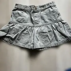 ショートパンツ　半ズボン　フリル　グレー　サイズ110