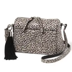 niko and… スエード調ヒョウ柄タッセル付きショルダーバッグ