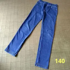 西松屋 140 ジーパン ジーンズ パンツ 男女兼用