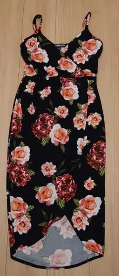 激安★ラス1【新品/未使用】花柄ワンピース　Mサイズ