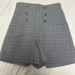 ショートパンツ フロントボタン 薄手 グレー チェック