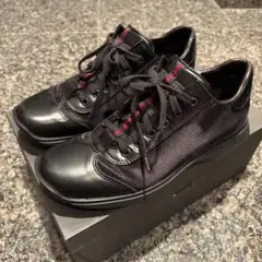 GUCCI レディース スニーカー ブラックのサムネイル